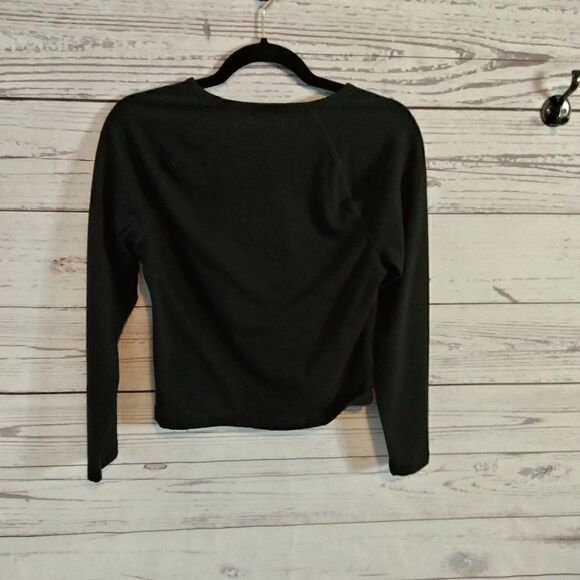 "Danskin" woman's shirt   - Picture 3 of 6